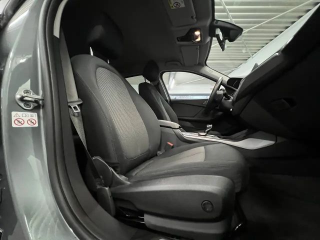 BMW 118 118d Advantage pakket Sedan