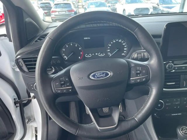 Ford Puma EcoBoost Titanium