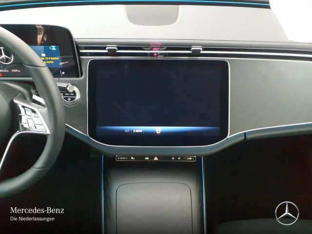 Mercedes-Benz E 200 AVANTGARDE Estate