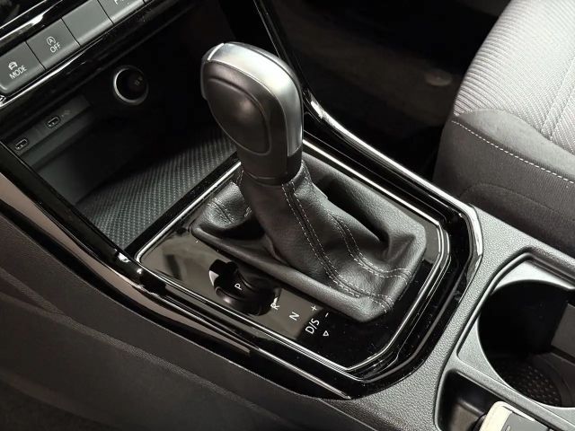 Volkswagen Touran 1.5 TSI DSG R-Line