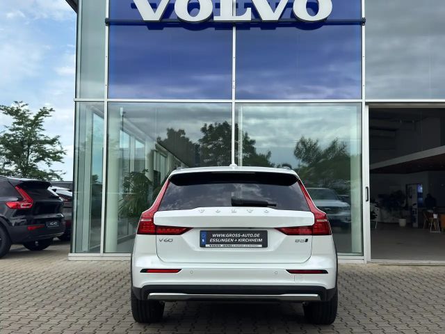 Volvo V60 Cross Country AWD Bright Ultimate