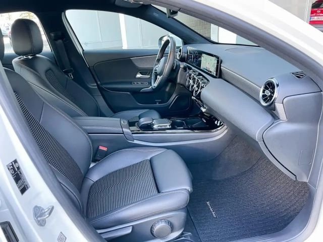 Mercedes-Benz A 180 Progressive