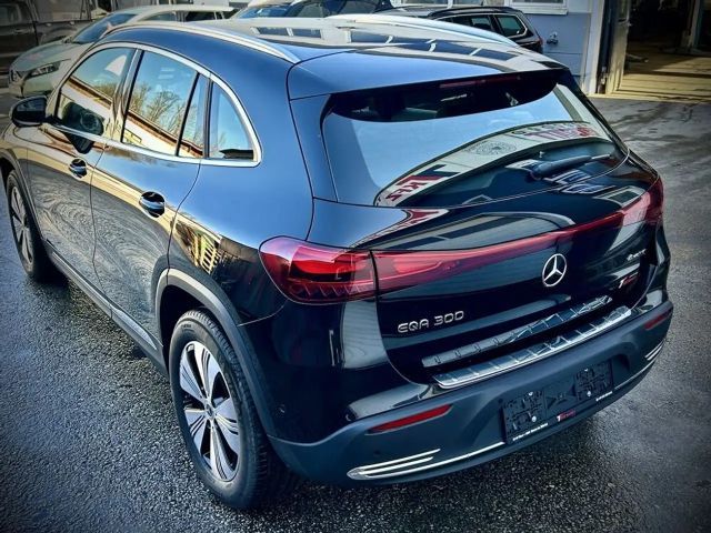 Mercedes-Benz EQA 300 4MATIC