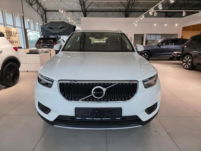 Volvo XC40 Momentum T3