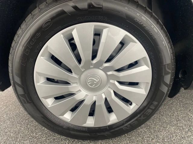 Skoda Scala Essence TSI