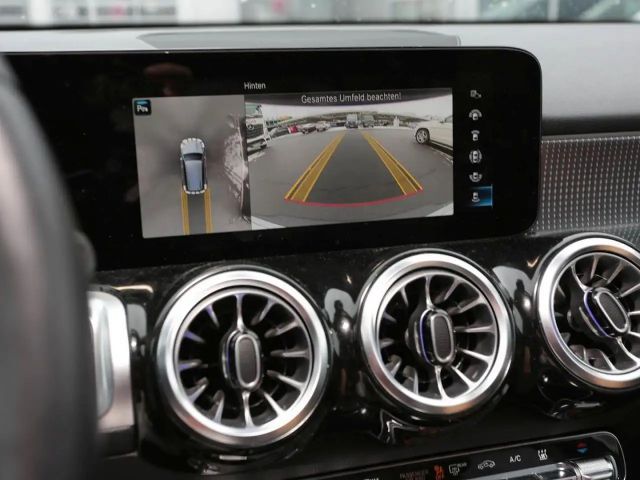 Mercedes-Benz EQB 300 4MATIC Progressive