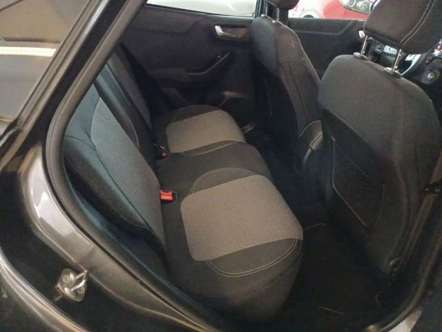 Ford Puma EcoBoost Titanium