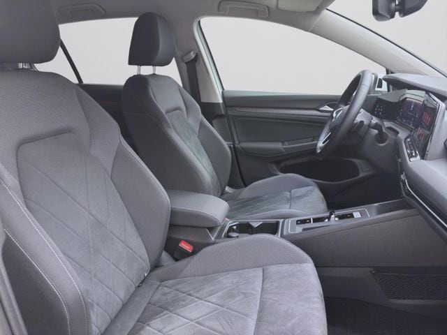 Volkswagen Golf 1.5 eTSI DSG Style