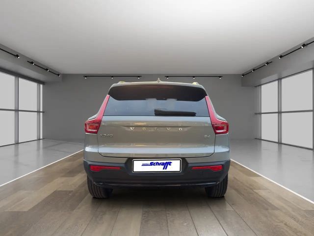 Volvo XC40 Dark Plus