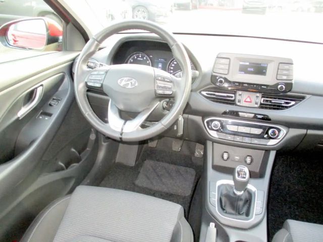 Hyundai i30 Kombi - PD i-Line 1,5 DPI c1ki0