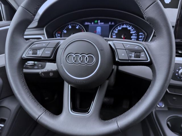 Audi A4 30 TDI Avant S-Tronic