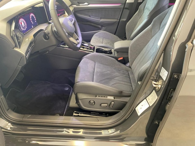 Volkswagen Golf 1.5 eTSI DSG Golf VIII Style