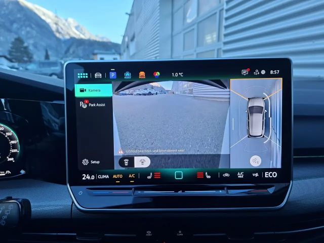 Volkswagen Golf DSG Style eHybrid