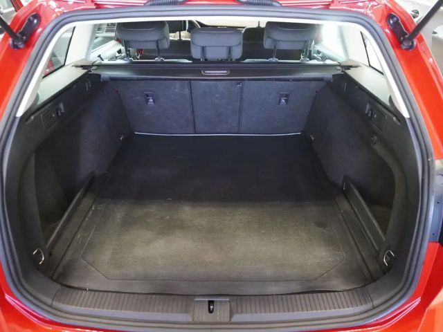 Volkswagen Passat Business DSG Variant