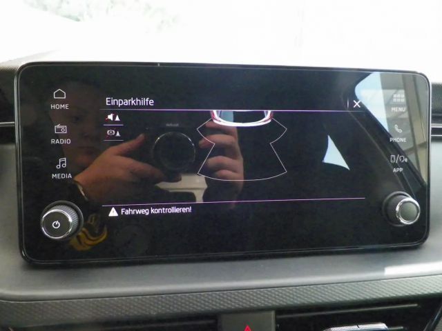 Skoda Kamiq Essence TSI