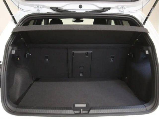 Volkswagen Golf DSG Sport