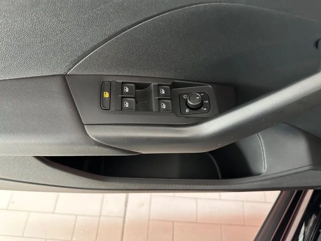 Volkswagen T-Cross 4Me TSI