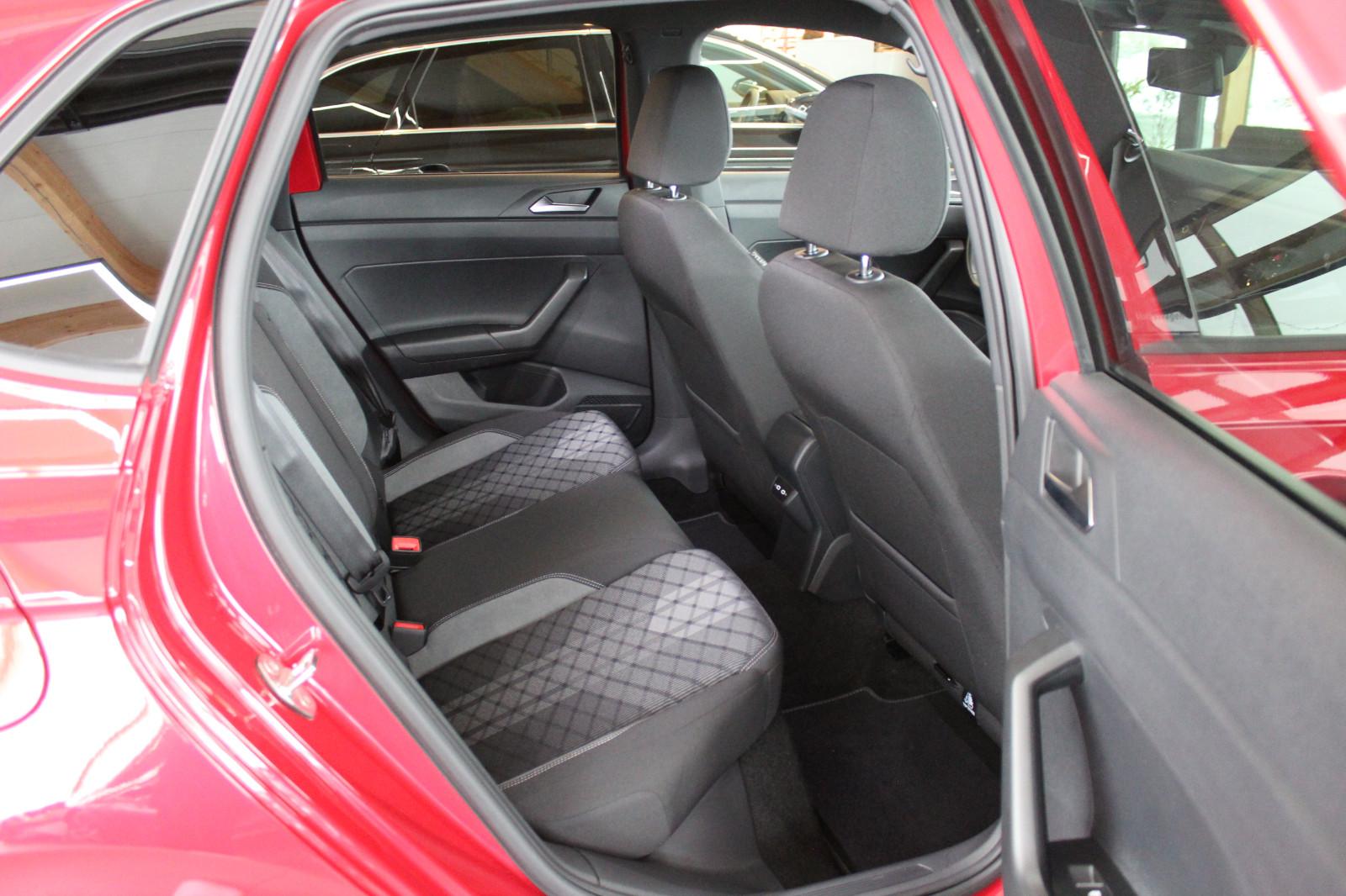 Volkswagen Polo 1.0 TSI DSG R-Line