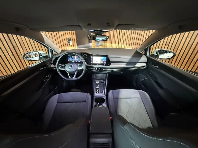 Volkswagen Golf DSG Style Variant