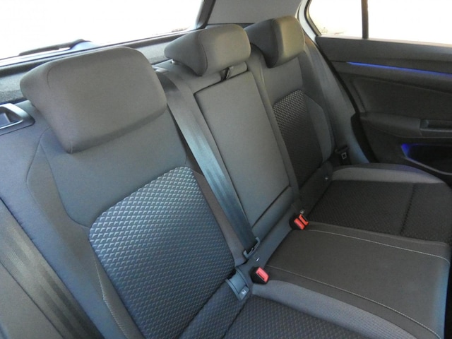 Volkswagen Golf 1.5 eTSI DSG Golf VIII