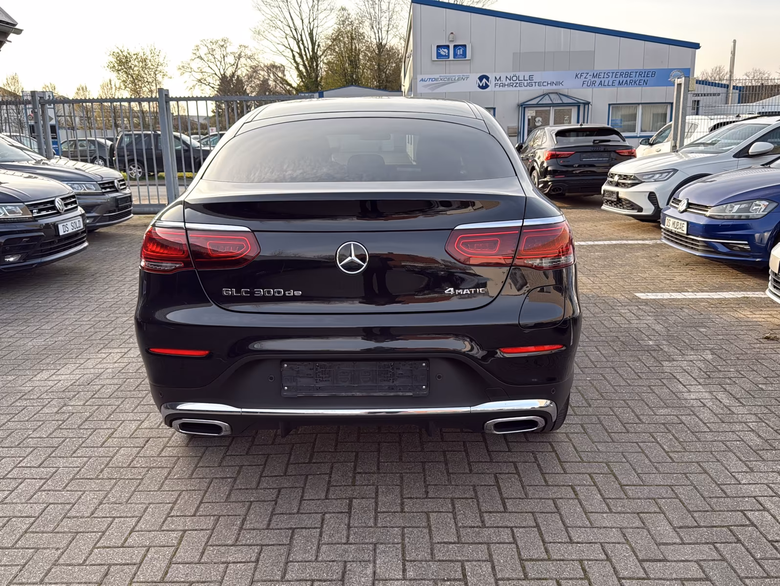 Mercedes-Benz GLC 300 4MATIC AMG Line Coupé