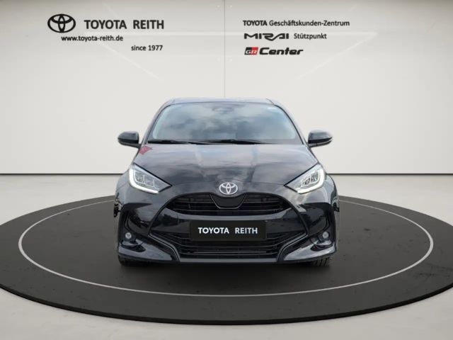 Toyota Yaris Hatchback Hybride Team D