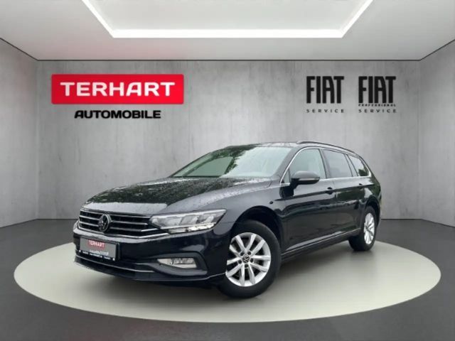 Volkswagen Passat 1.5 TSI Business DSG Variant