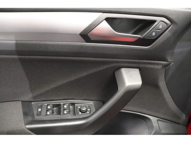 Volkswagen T-Roc 1.5 TSI DSG Life