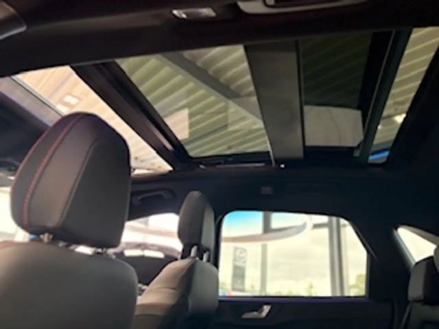 Ford Kuga Plug in Hybrid ST Line X