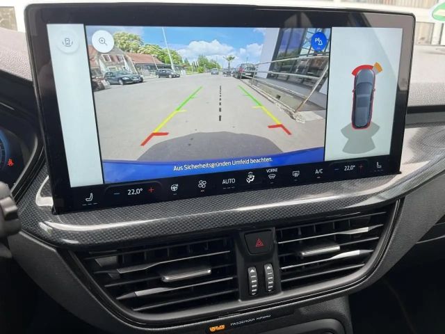 Ford Focus EcoBoost ST Line Wagon