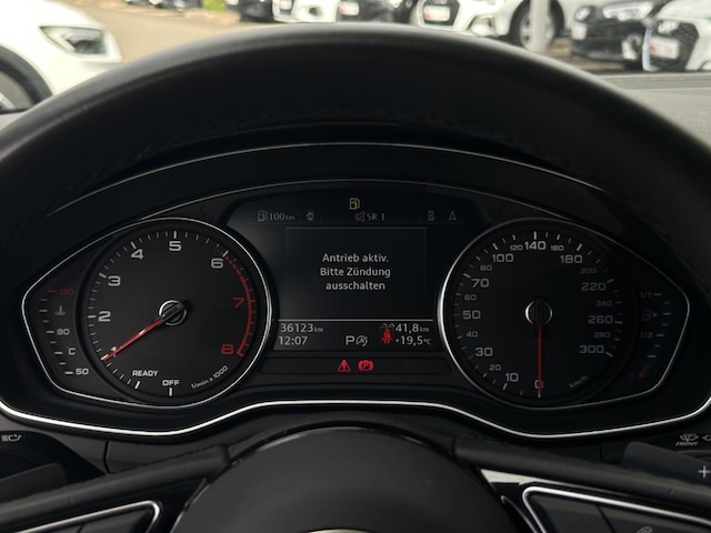 Audi A4 35 TFSI Avant S-Tronic