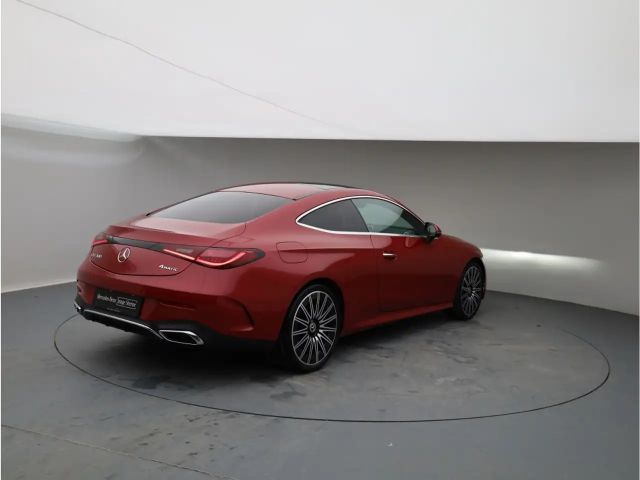Mercedes-Benz CLE 300 4MATIC AMG Line Coupé