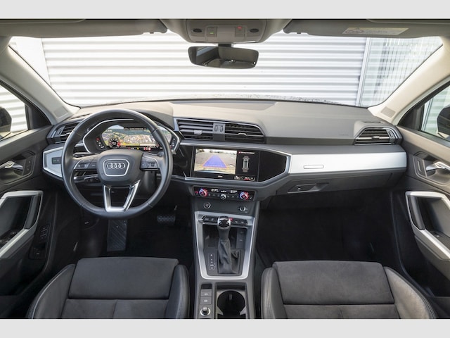 Audi Q3 35 TFSI S-Line S-Tronic