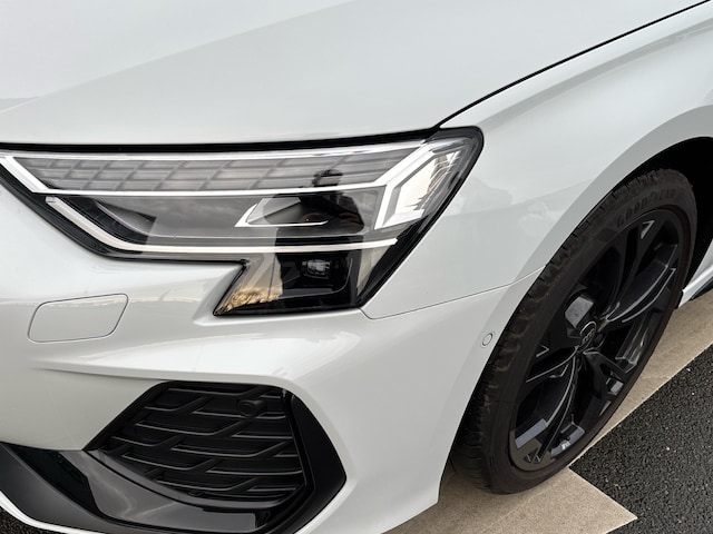 Audi A3 30 TFSI S-Line S-Tronic Sportback