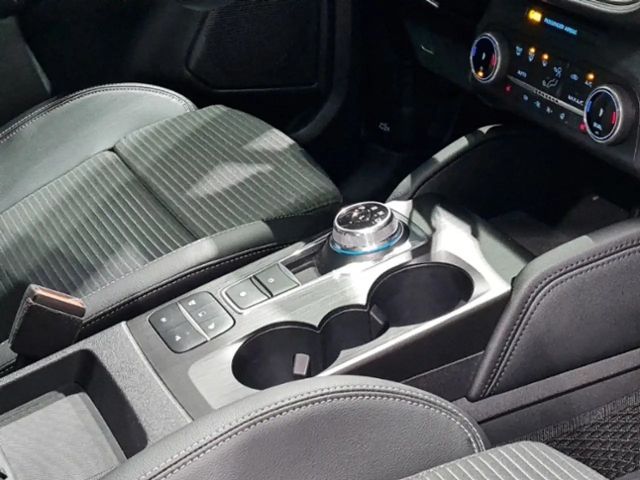 Ford Kuga Plug in Hybrid Titanium