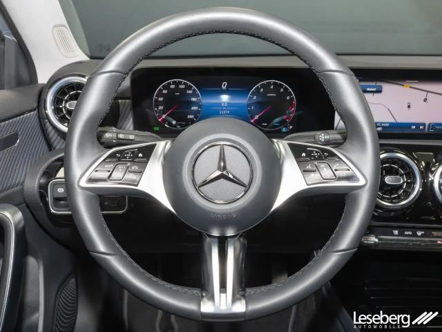 Mercedes-Benz A 180 Progressive