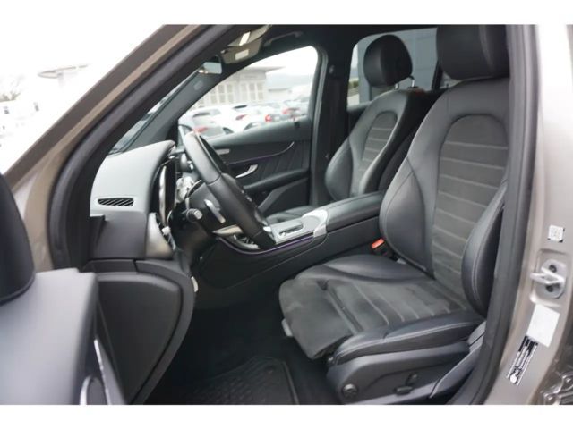 Mercedes-Benz GLC 300 4MATIC AMG Line