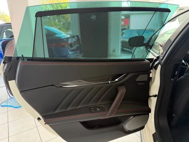 Maserati Quattroporte Trofeo