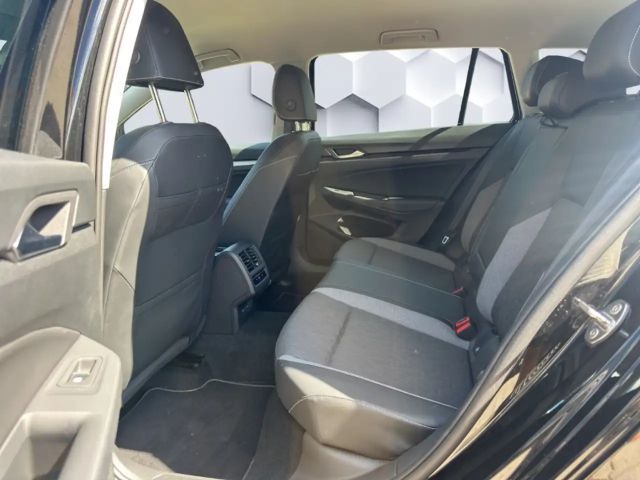 Volkswagen Golf DSG Variant