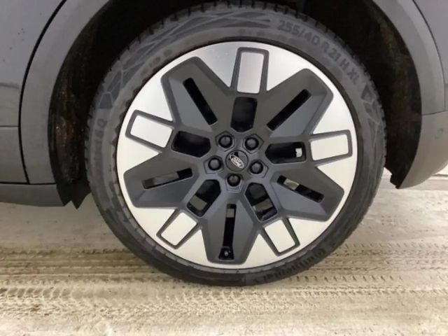 Ford Explorer Premium RWD