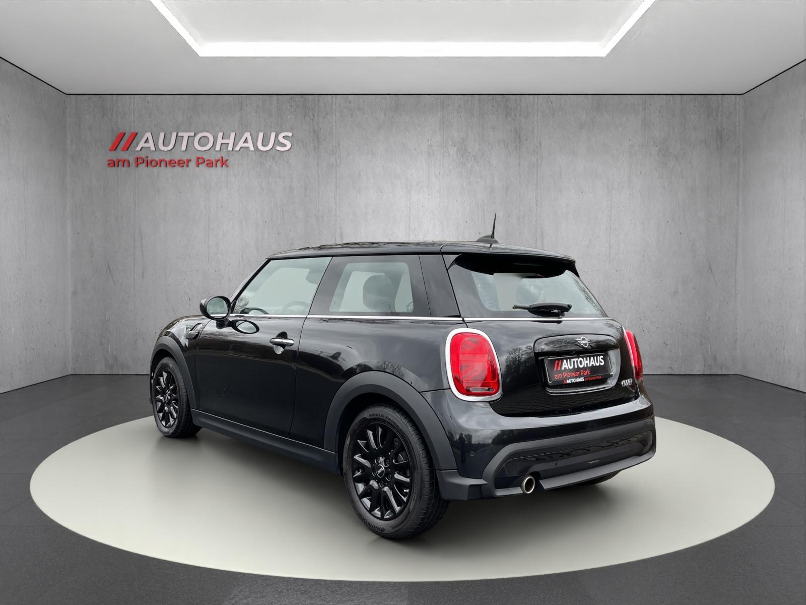 MINI Cooper lass.Trim Aut-HUD-Pano-Kam-LED-Leder-VC