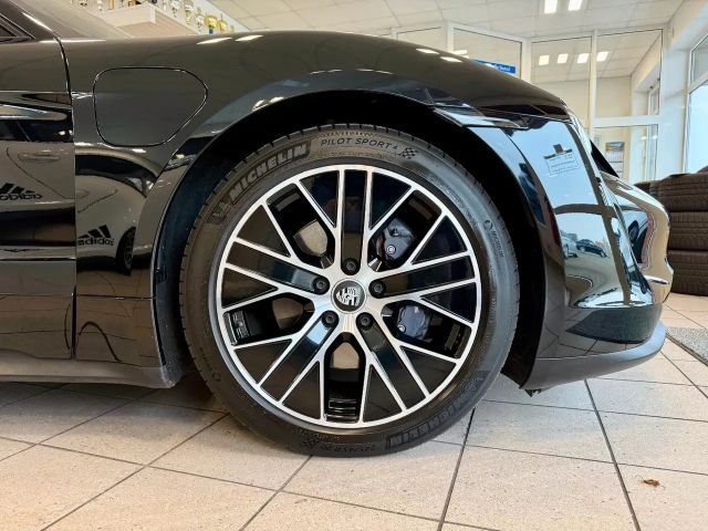 Porsche Taycan Performance Plus