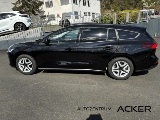 Ford Focus Cool & Connect Wagon