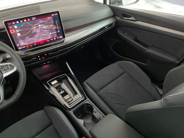 Volkswagen Golf 1.5 eTSI DSG Style