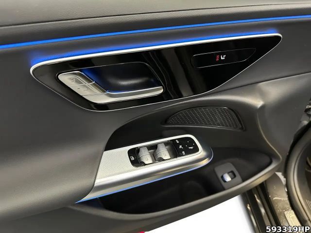 Mercedes-Benz E 220 AVANTGARDE E 220 d Estate