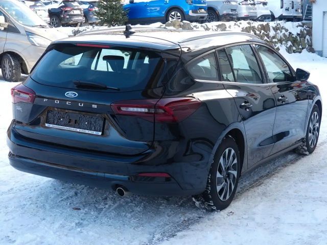 Ford Focus Titanium Wagon