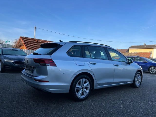 Volkswagen Golf Life Variant