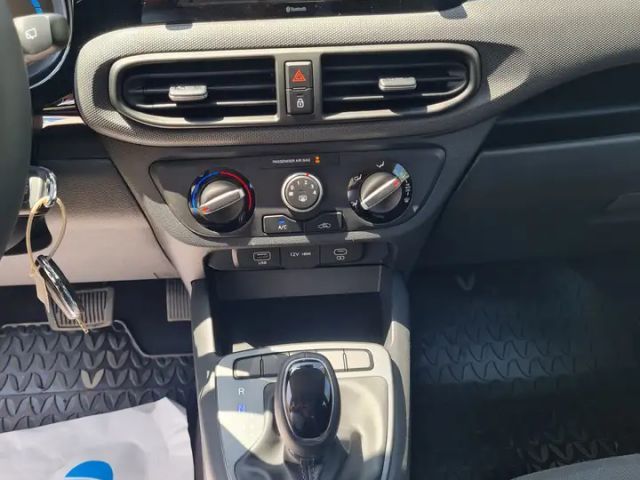 Hyundai i10 Wave, AT, Navigation*Rückfahrkamera*