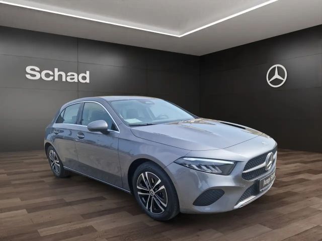 Mercedes-Benz A 180 A 180 PROGRES+LED+KAMERA+CARPLAY+SHZ+ASSIST+DAB+