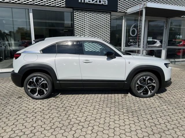 Mazda MX-30 R-EV Makoto Plug-in-Hybrid 360-Monitor Bose Matrix